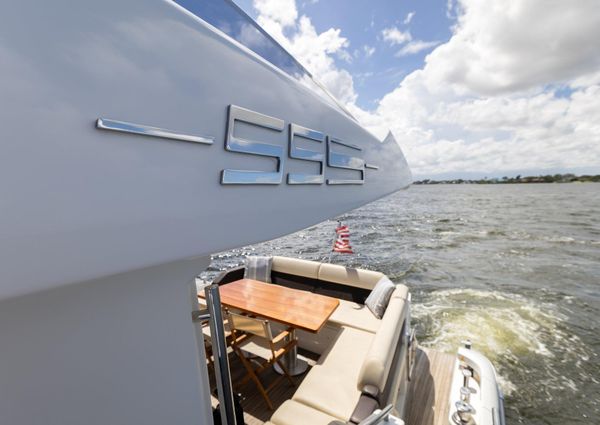 Azimut 55S image