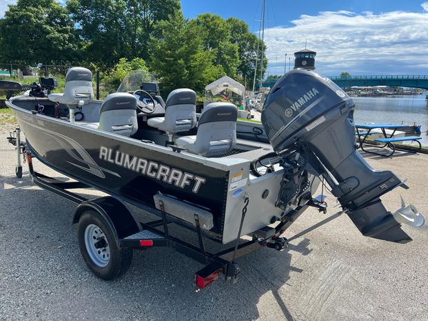 2014 Alumacraft Escape 165 CS Racine, Wisconsin - Racine Riverside Marine