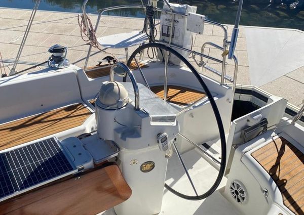 Beneteau Oceanis 423 image