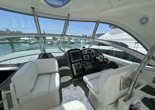 Cruisers Yachts 42 Sport Coupe image