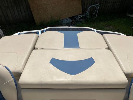 Chaparral H20 Ski Fish Bowrider image