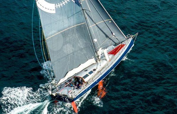 Barge ex imoca open 60 image