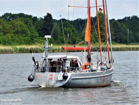 Sailboat Westhinder 52 image