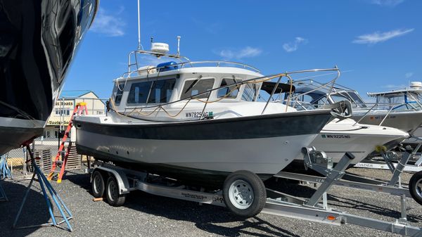 Sea Sport Explorer 2400