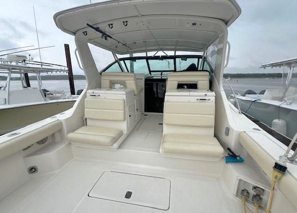 Tiara Yachts 3500 Open image