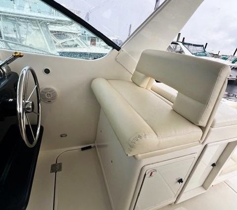 Tiara Yachts 3500 Open image