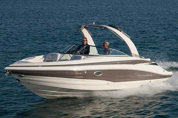 Crownline 285 SS - main image