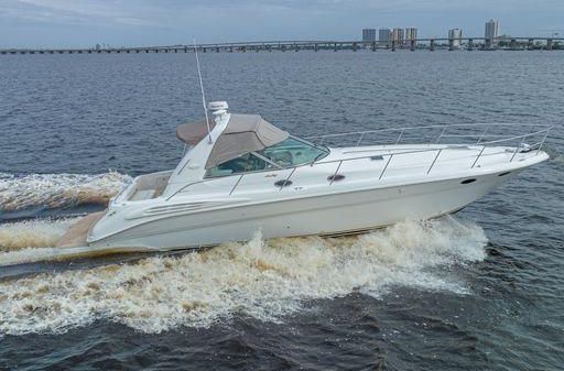 Sea Ray 400 Sundancer 