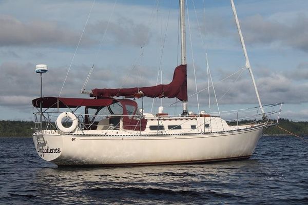 Ontario Yachts 32 - main image