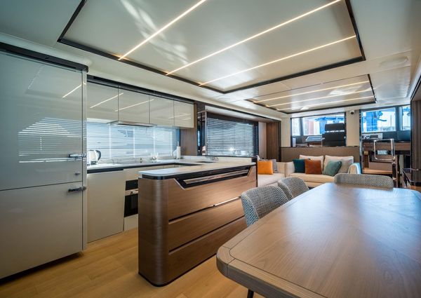 Absolute Navetta 68 image