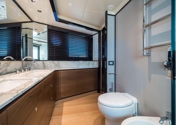 Absolute Navetta 68 image