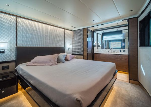 Absolute Navetta 68 image