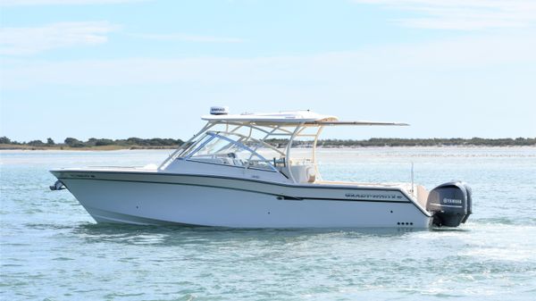 Grady-White Freedom 335