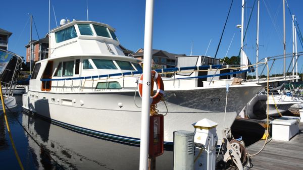 Hatteras 58 Yacht Fisherman 