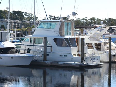 Hatteras 58 Yacht Fisherman image