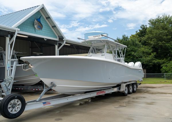 Invincible 36' OPEN FISHERMAN image