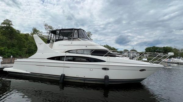 Carver 42 Mariner