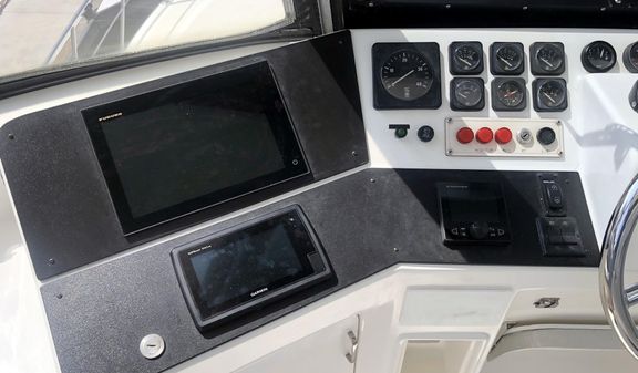 Del Rey Cockpit Motoryacht image