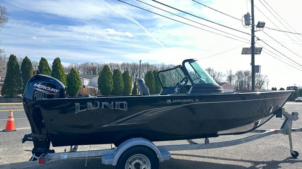 Lund Power Boats For Sale - NuWave Boat Sales & Service in United States