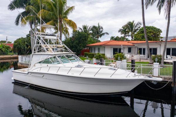 Tiara Yachts 4300 Open - main image