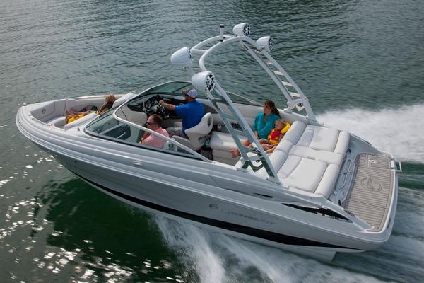 Crownline 235 SS - main image