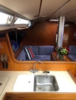 Beneteau First 435 image