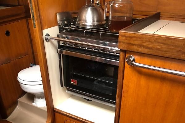 Beneteau FIRST-435 image