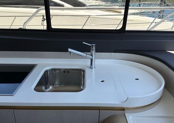 Azimut Fly 60 image