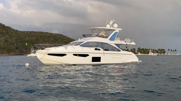 Azimut Fly 60 