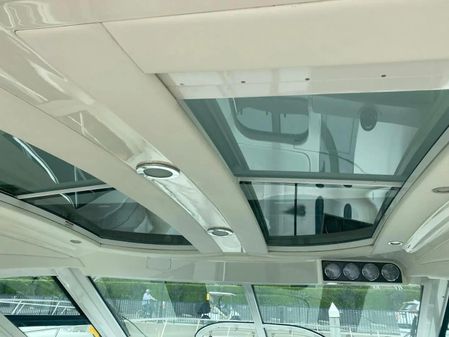 Sea Ray 470 Sundancer image