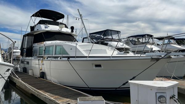 Bertram Flybridge Motor Yacht