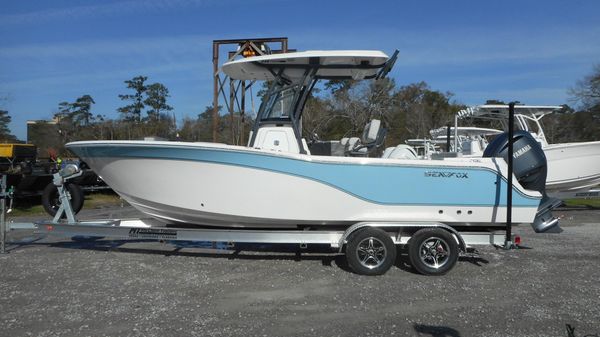 Sea Fox 248 Commander