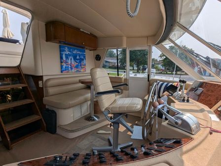 Meridian 490-PILOTHOUSE image