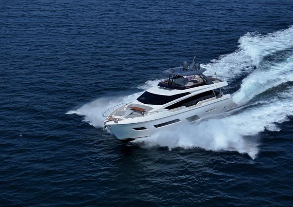 Ferretti-yachts 780 image