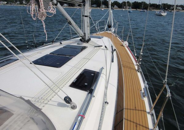 Bavaria Cruiser 37 image