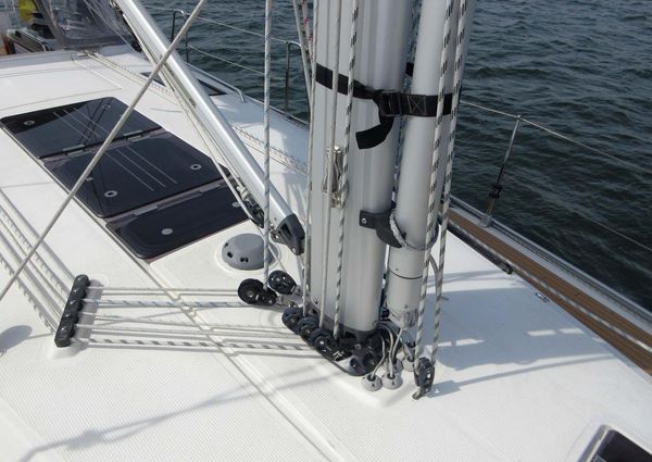 Bavaria Cruiser 37 image