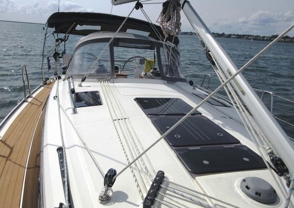 Bavaria Cruiser 37 image