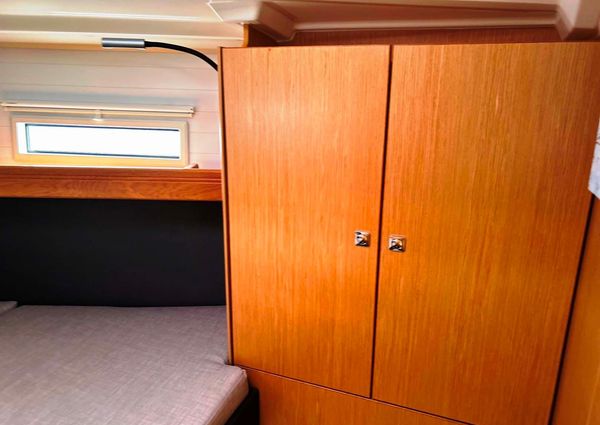 Bavaria Cruiser 37 image