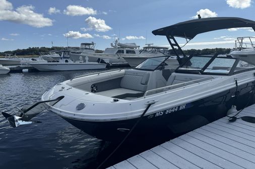 Sea Ray 270 SDX image