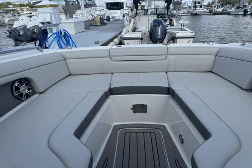 Sea Ray 270 SDX image