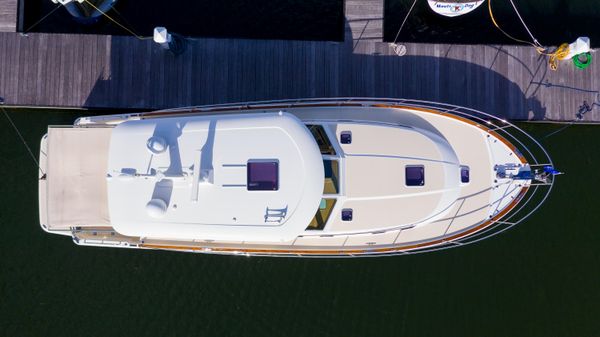 Sabre 45 Salon Express image
