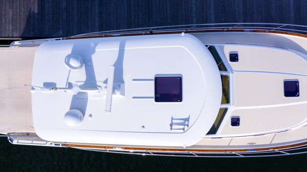 Sabre 45 Salon Express image