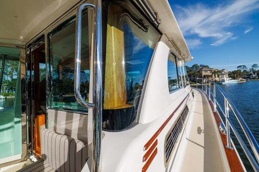 Sabre 45 Salon Express image