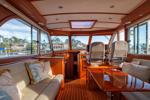 Sabre 45 Salon Express image