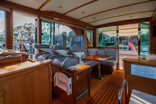 Sabre 45 Salon Express image
