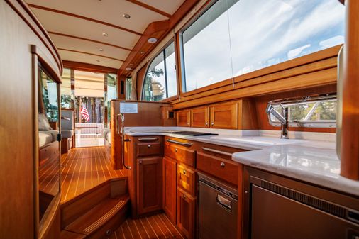 Sabre 45 Salon Express image