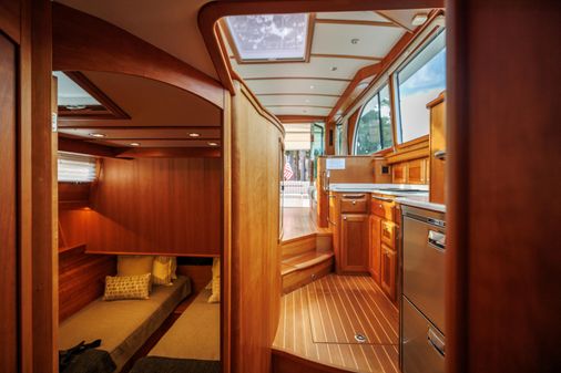 Sabre 45 Salon Express image