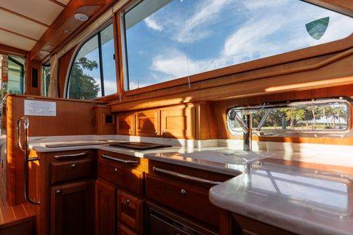 Sabre 45 Salon Express image