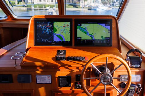 Sabre 45 Salon Express image