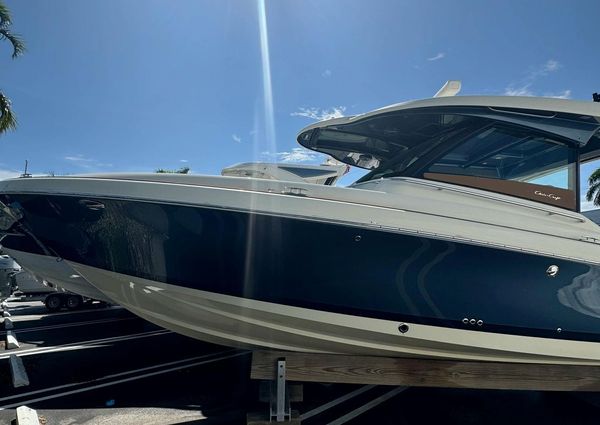 Chris-Craft Calypso 35 image